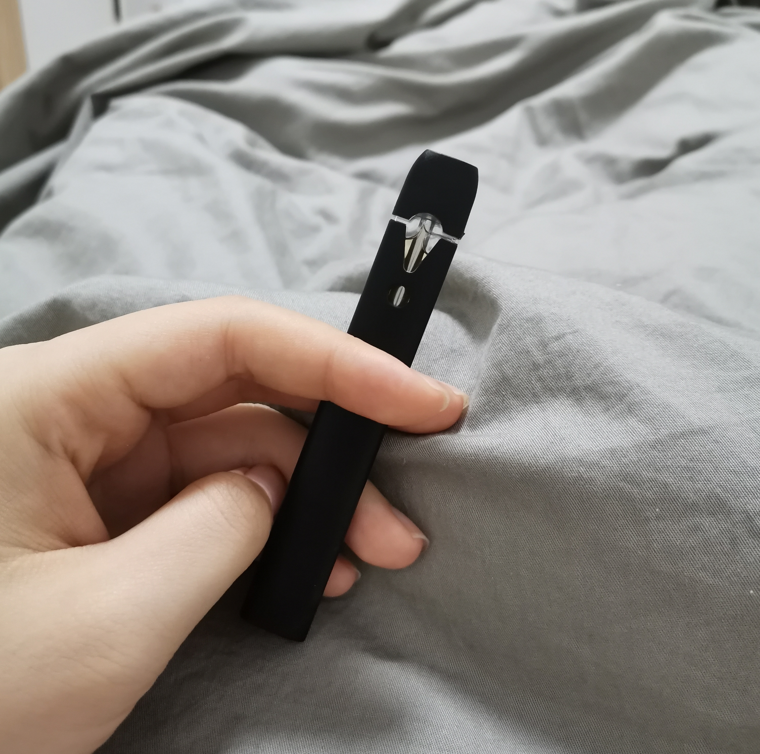 cbd weed 2000mg disposable vape pod